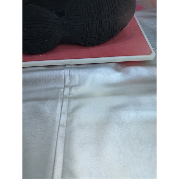 (A7) Puma-Women's Black-Rose Gold Riaze Prowl Mandala Size 7. - Picture 5 of 11